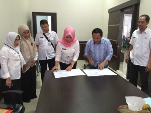 penandatanganan kerjasama BPA Pekanbaru dengan PT Aksaramaya